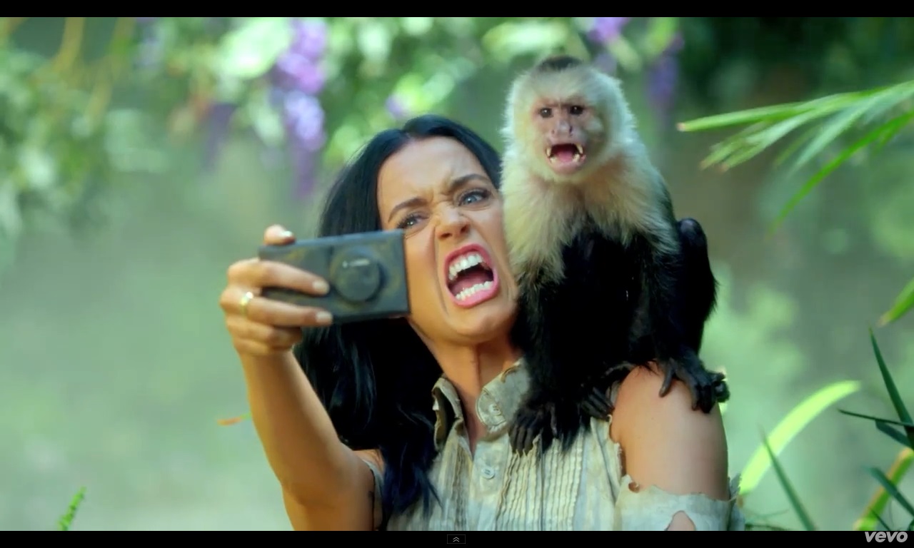 Katy Perry usa un Nokia Lumia 1020 en su último video musical “Roar” - TEC