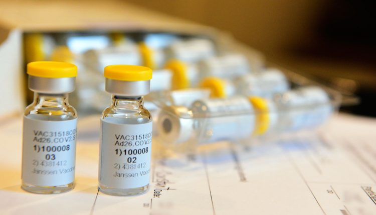 johnson-johnson-suspende-las-pruebas-vacuna-por-una-enfermedad-inexplicable-voluntario-1602576310016