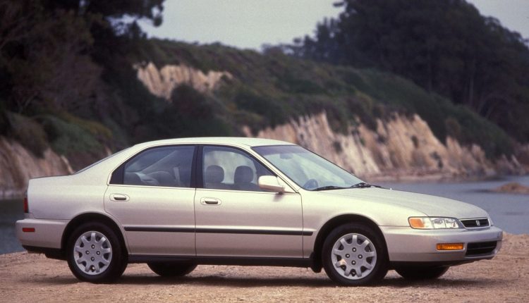 1996-Honda-Accord-5th-generation