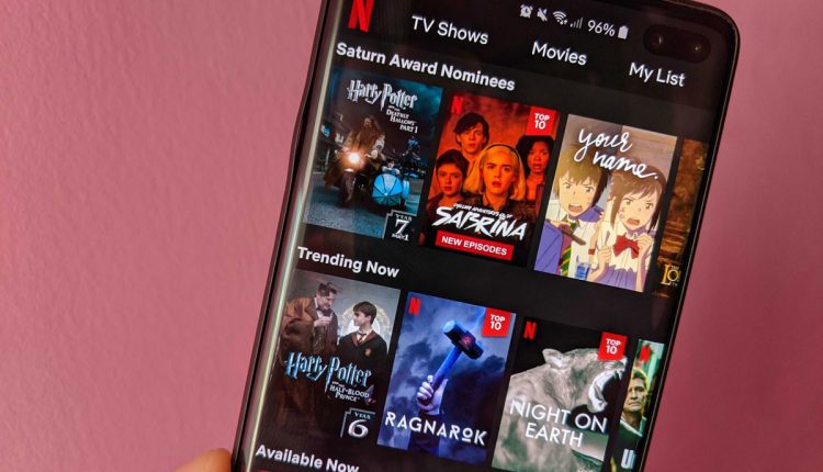 Android: Netflix finalmente liberó sus funciones 'Fast Laughs' y 'Play