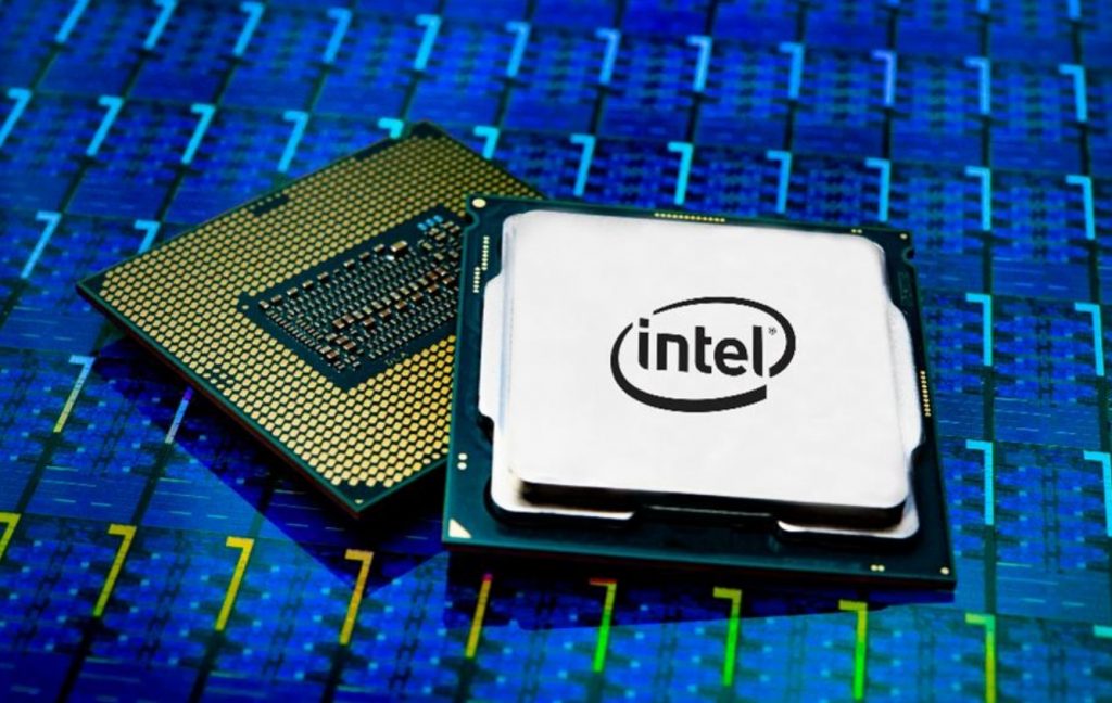 Intel asegura que la escasez de chips puede continuar hasta 2023