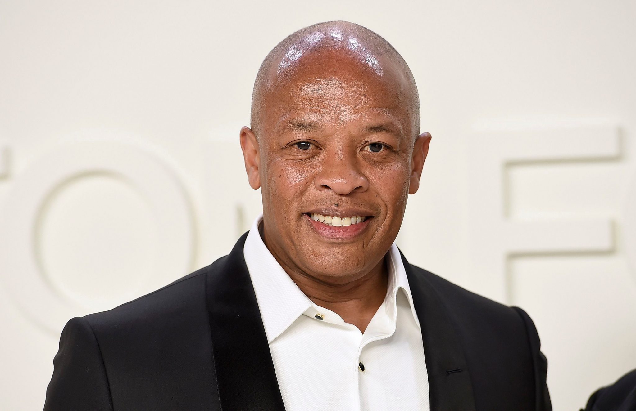 Dr. Dre se encuentra trabajando en canciones para 